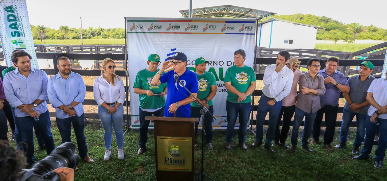 Lançamento da campanha de vacinação contra a febre aftosa