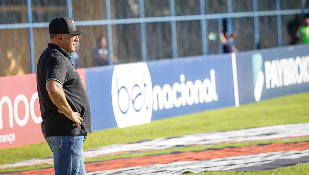 Luizinho Vieira, técnico do Ypiranga