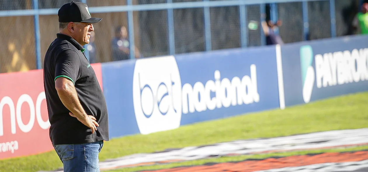 Luizinho Vieira, técnico do Ypiranga
