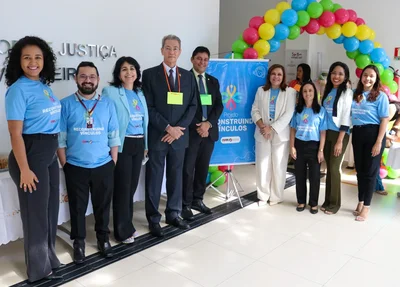 Membros do Ministério Público e do Nupar durante lançamento do Projeto "Restaurando Vínculos"