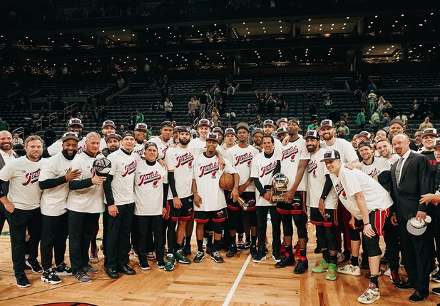 Heat atropela Celtics em casa e fica a uma vitória das finais da