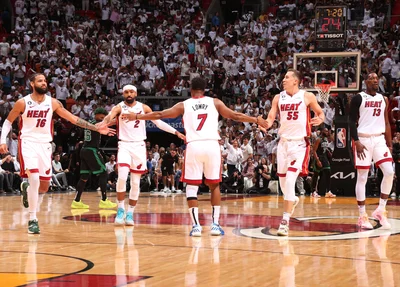 Miami Heat vence Boston Celtics novamente e fica a uma vitória da final da NBA