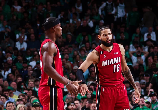 Miami Heat vence segundo jogo e complica vida do Boston Celtics