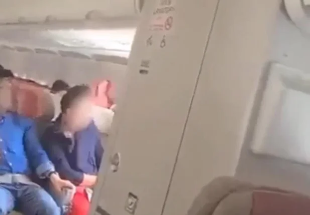 Momento em que os passageiros sofrem com a hiperventilação