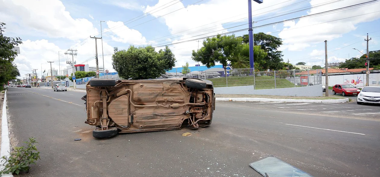 O acidente ocorreu em frente ao Sam´s Club