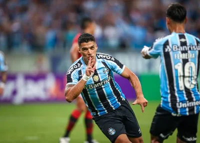 O uruguaio Luis Suárez foi decisivo na vitória do Grêmio no clássico Grenal
