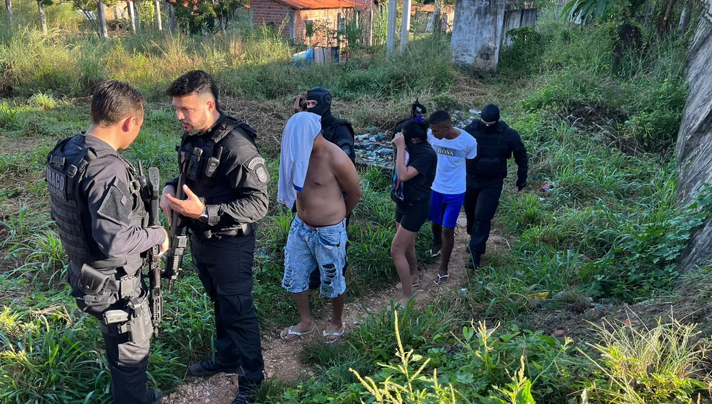 Operação do DRACO cumpre mandados judiciais na zona Sudeste de Teresina