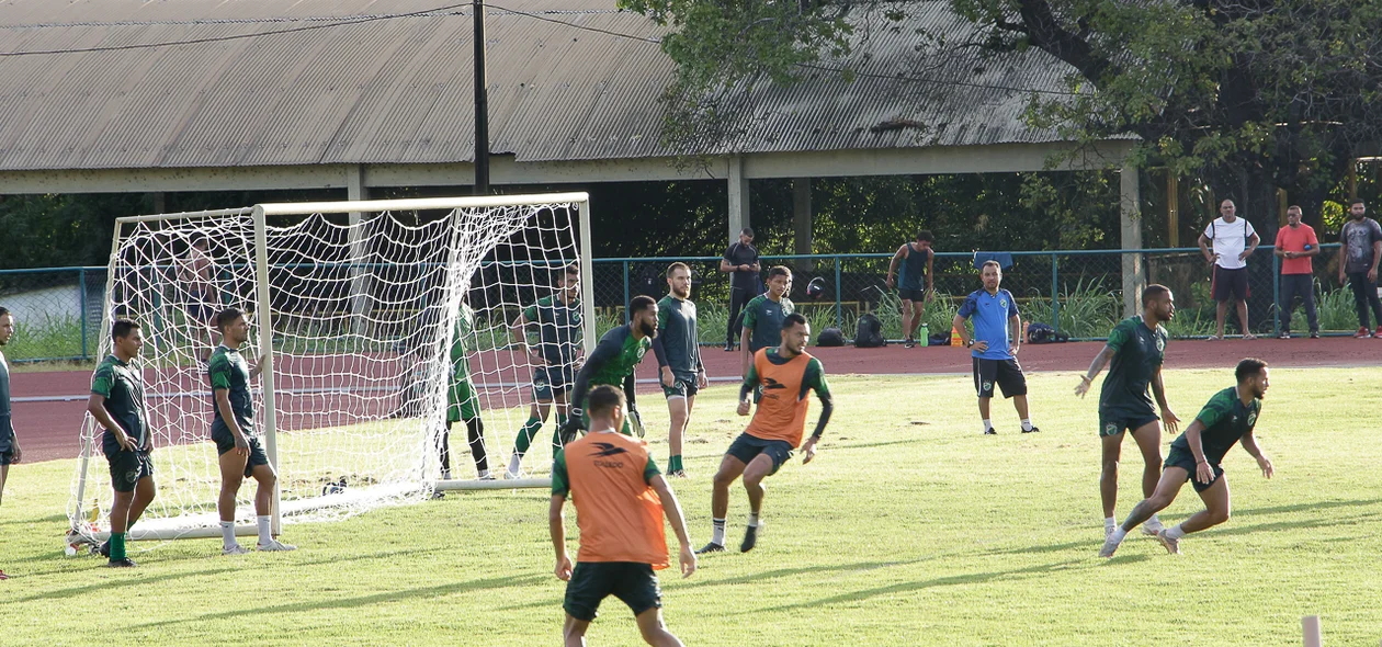 Os trabalhos foram focados em finalização de jogadores