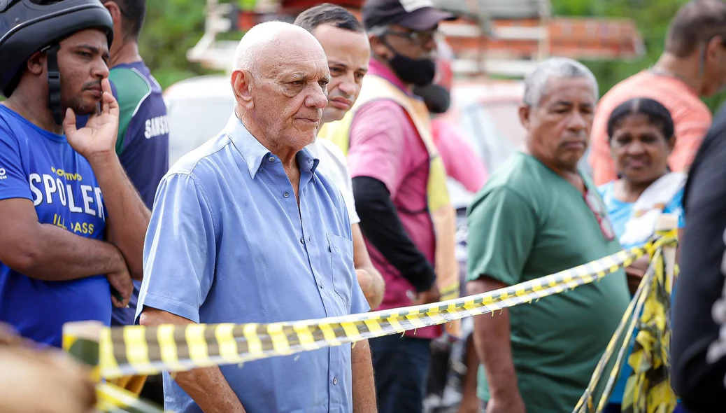 Pai da vítima acompanha trabalho da polícia