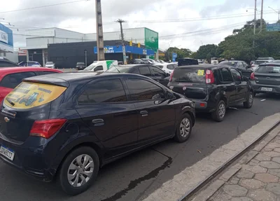Paralisação dos motoristas de aplicativo na Avenida Presidente Kennedy, em Teresina