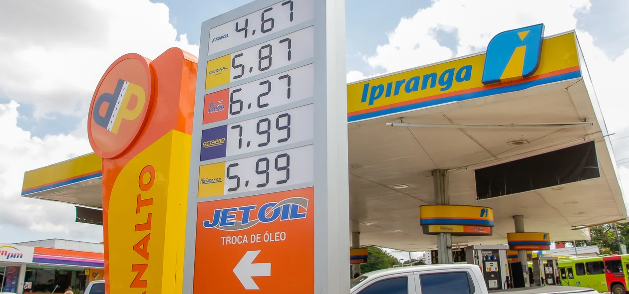 Posto Planalto localizado na avenida Dom Severino
