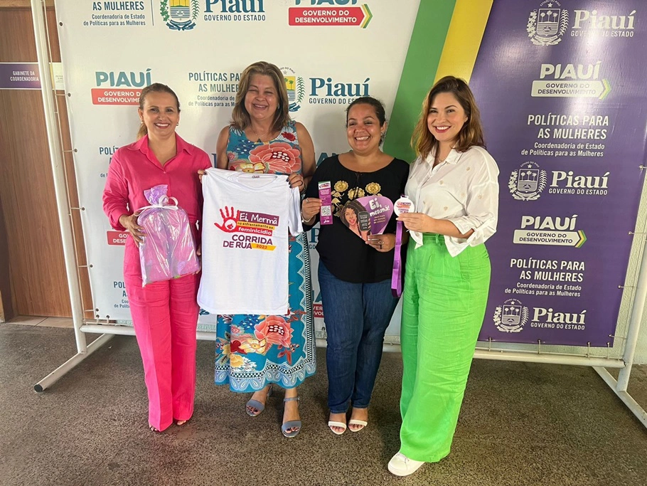 Prefeita Carmelita Castro e Zenaide Lustosa discutem Projeto Dignidade Menstrual