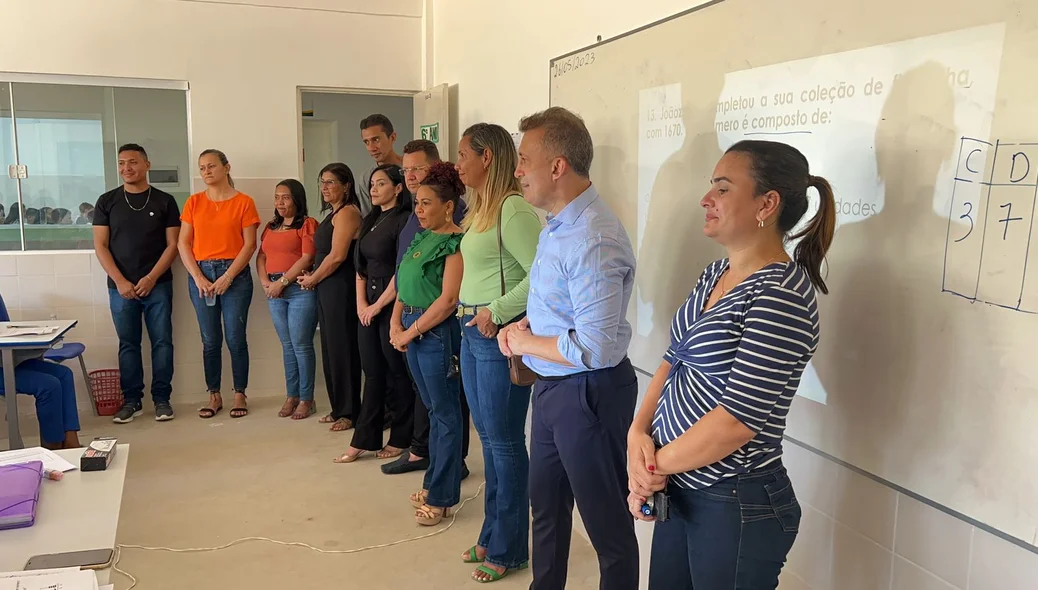 Prefeito de Curimatá participando do aulão do projeto