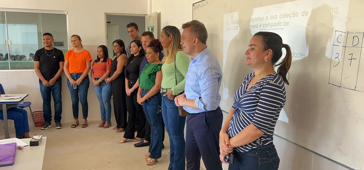 Prefeito de Curimatá participando do aulão do projeto