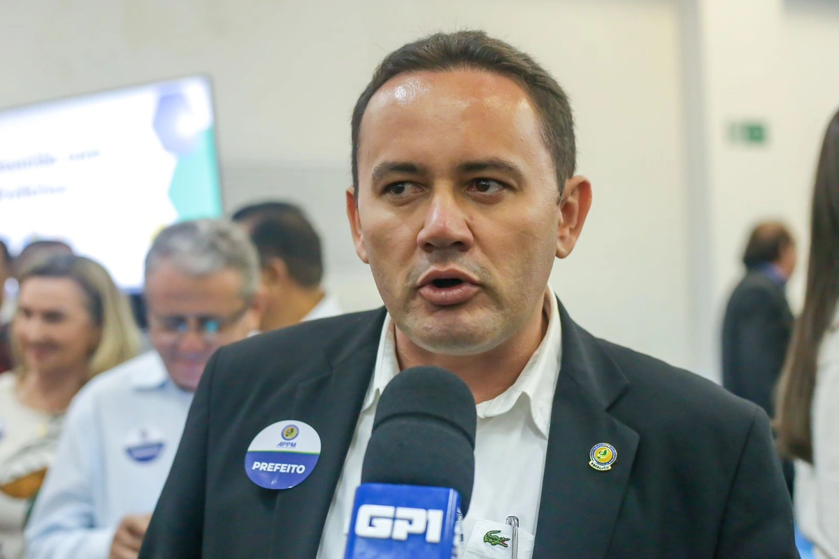 Prefeito Gilson Nunes, de Lagoa do Barro do Piauí