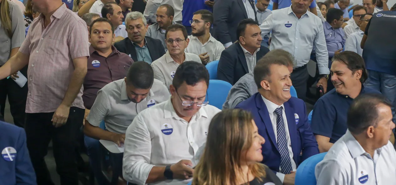 Prefeitos reunidos na APPM