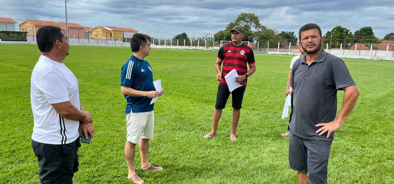 Prefeitura de Bom Jesus faz intervenções no Estádio Municipal