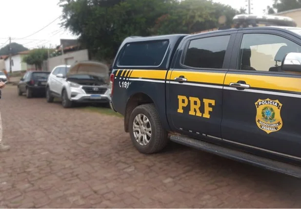 PRF apreendeu em Timon carro roubado do Rio Grande do Norte