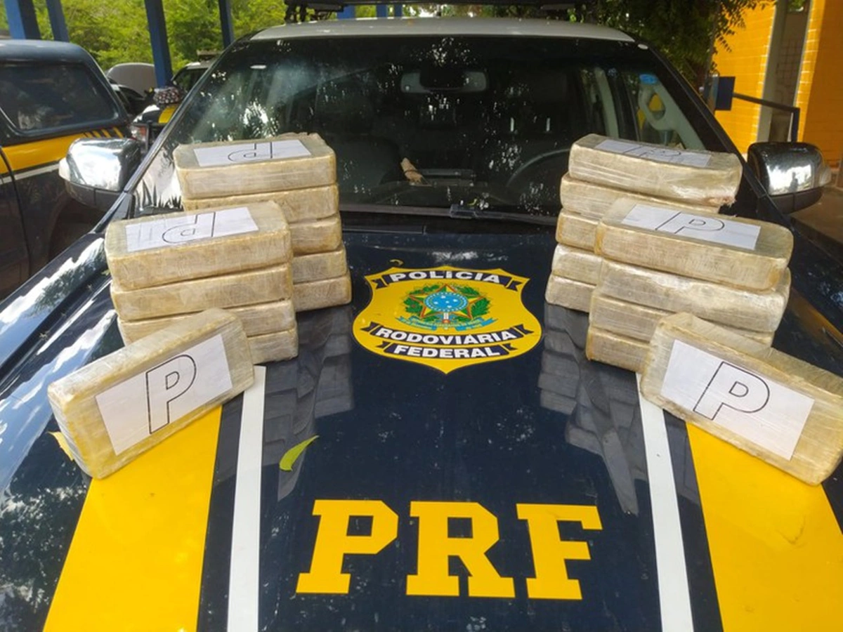 PRF em Picos apreendeu cocaína avaliada em mais de RS 2,4 milhões