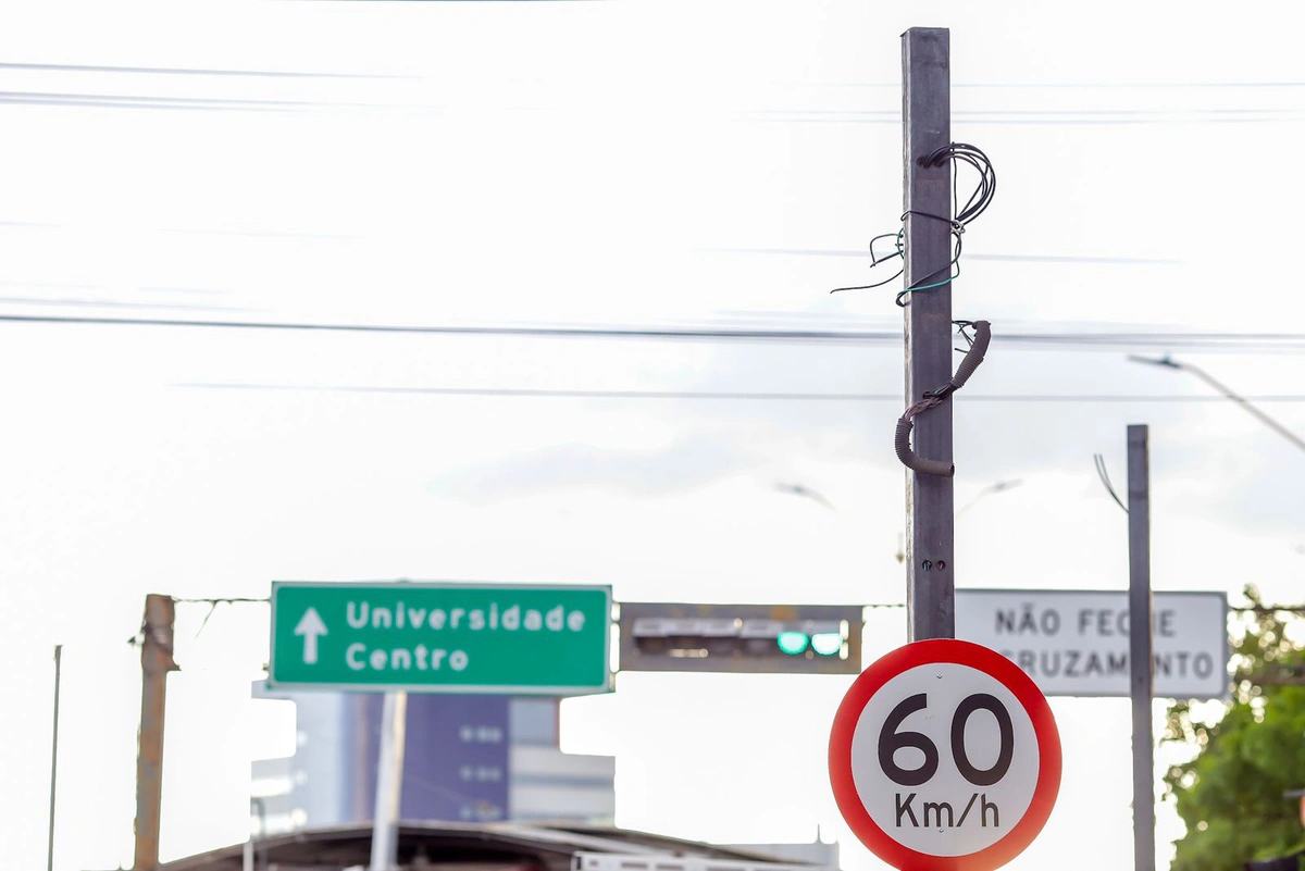 Radar foi removido no cruzamento da Avenida João XXIII com Homero Castelo Branco