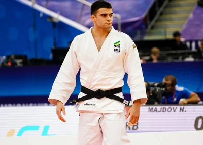Rafael Macedo foi eliminado pelo russo Mansur Lorsanov nesta quinta (11)