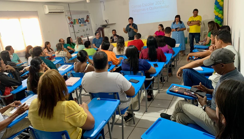 Reunião do Núcleo de Educação Indígena e Quilombola