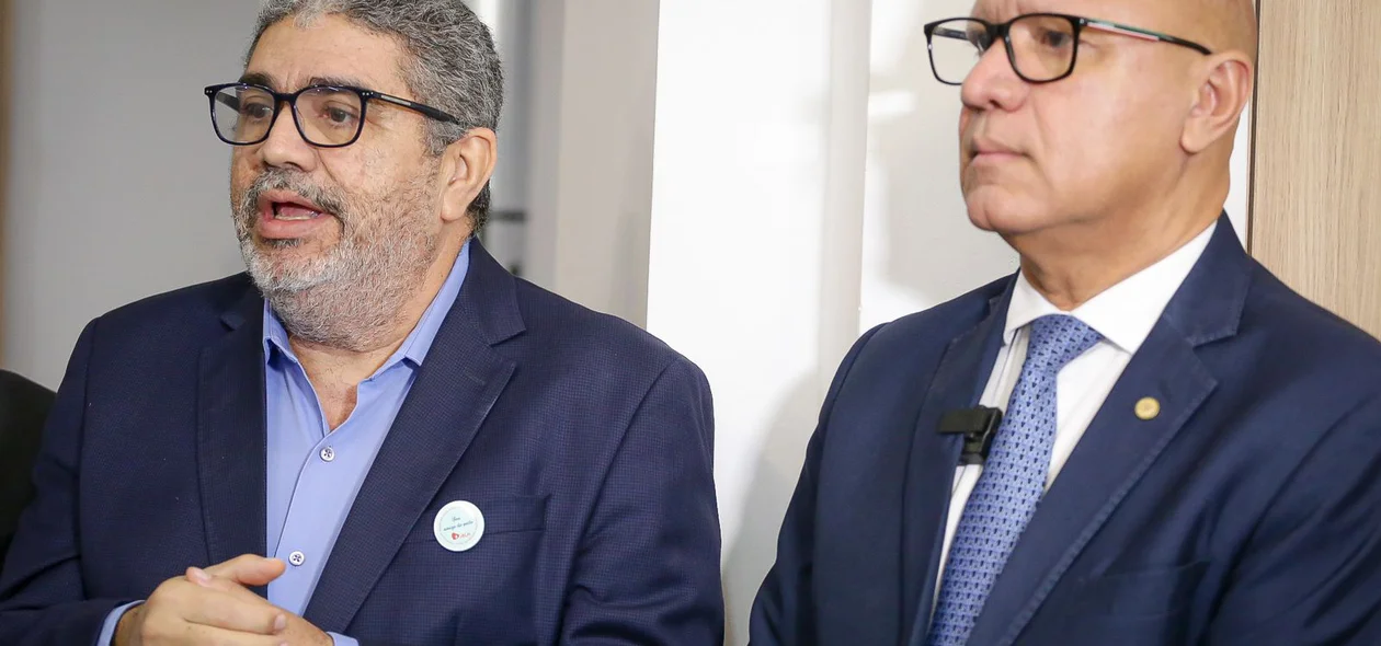 Secretário de Saúde Antônio Luiz e Franzé Silva