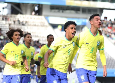 Seleção Brasileira em vitória por 2 a 0 diante da Nígeria