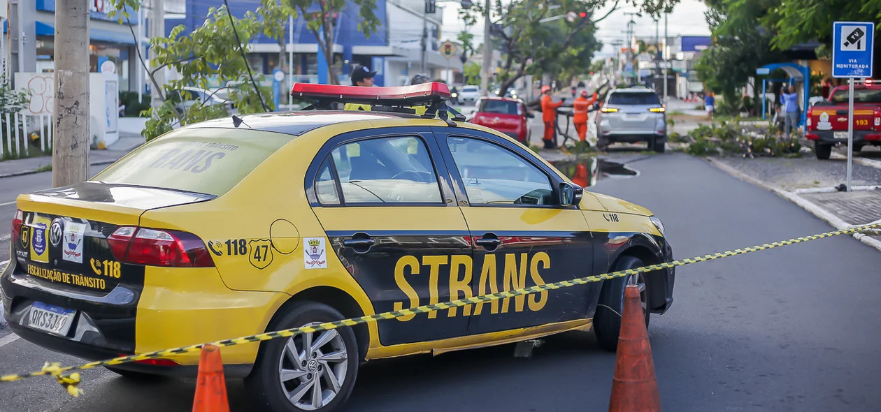 Strans organizou o trânsito no local
