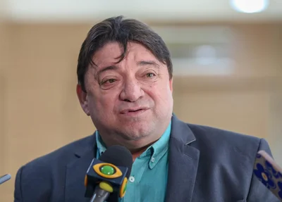 Thesco Silva, secretário