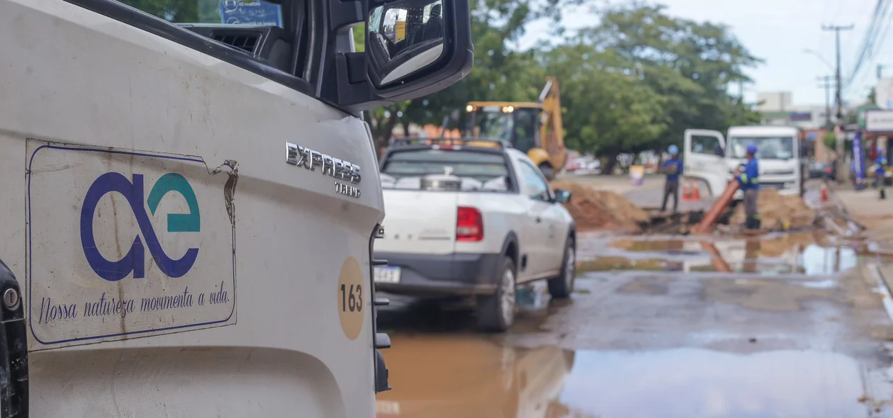 Trecho em obras pela Águas de Teresina