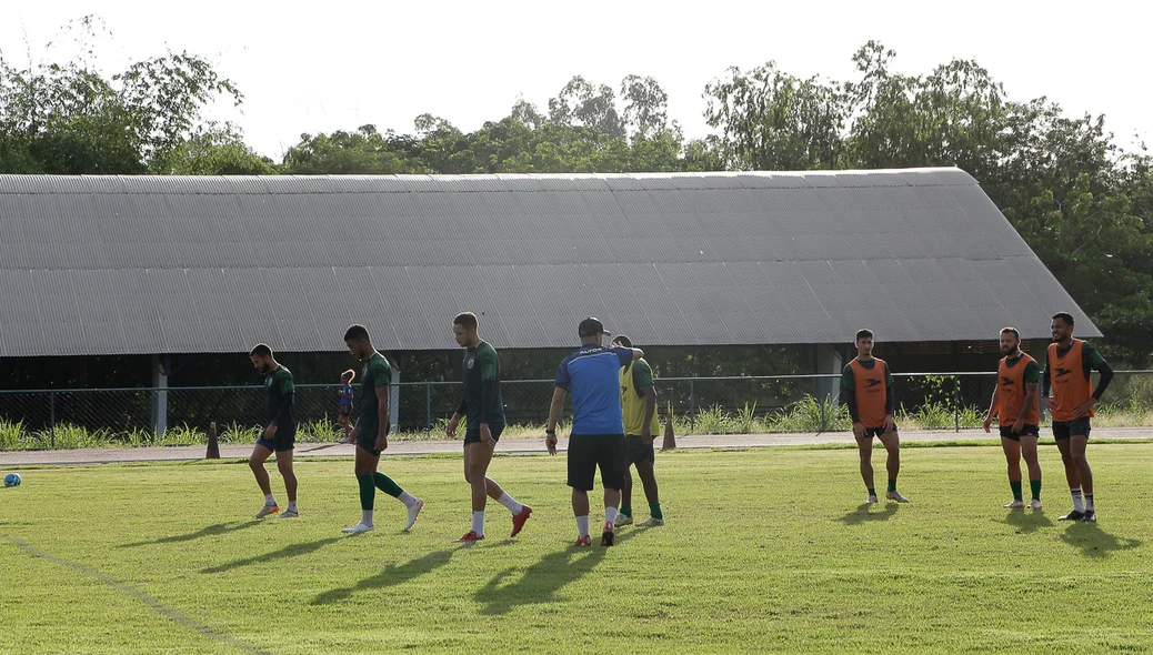 Treino do Altos aconteceu na UESPI