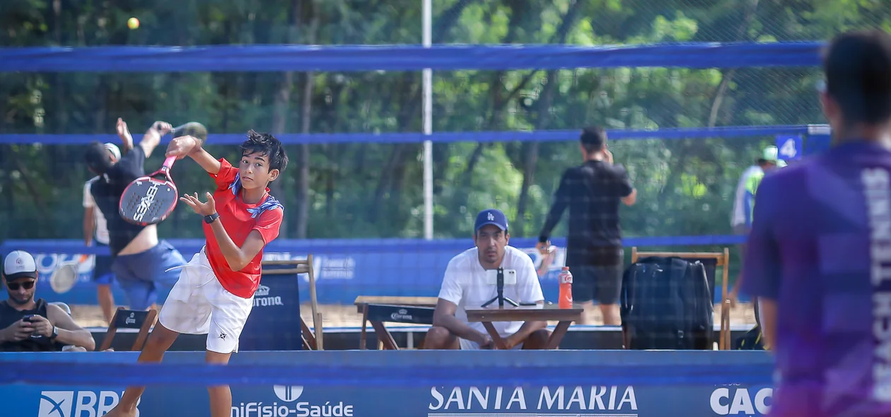 Um dos principais torneios do circuito mundial de beach tennis