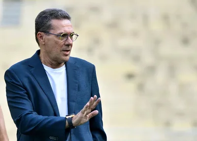 Vanderlei Luxemburgo deve assumir o Corinthians