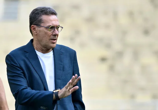 Vanderlei Luxemburgo deve assumir o Corinthians