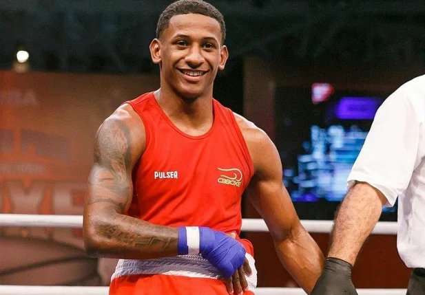 Yuri Falcão vence na estreia do Mundial Masculino de Boxe