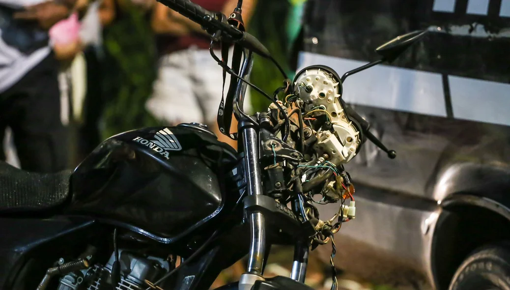 A vítima que morreu conduzia a moto