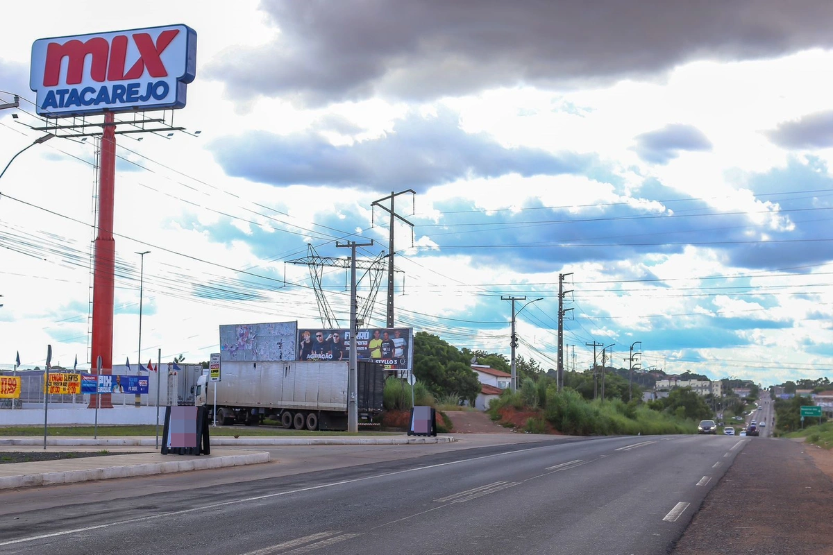 Acidente ocorreu em frente ao supermercado Mix Mateus, na BR 316, em Timon