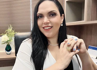 Advogada Élida Fabrícia Machado