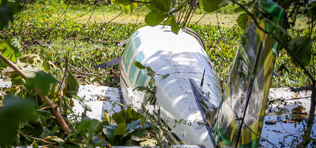 Aeronave caiu em lagoa do Poti Velho