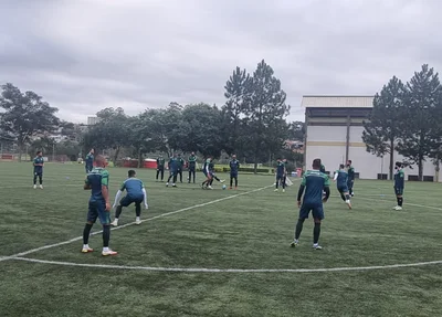 Altos realiza treino tático antes do duelo contra o São José