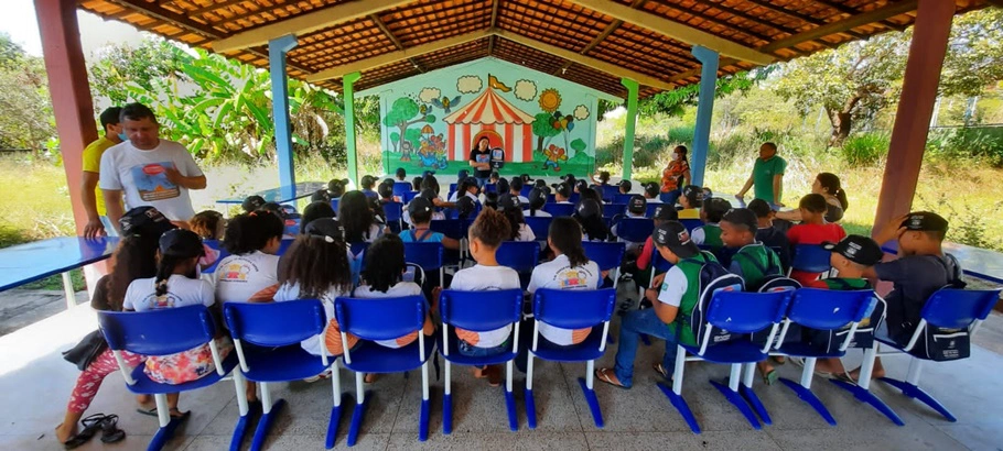 Alunos participam de palestra sobre perigo de queimadas