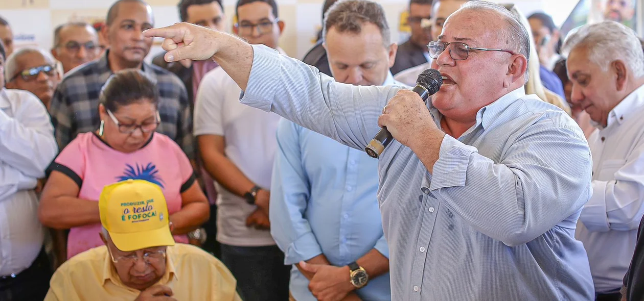 Antônio José Lira durante sua fala