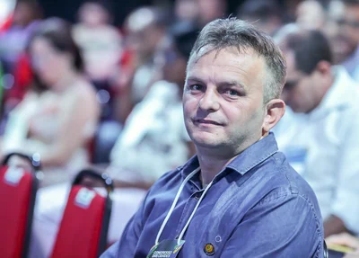 Assis Carvalho , prefeito de São José do divino