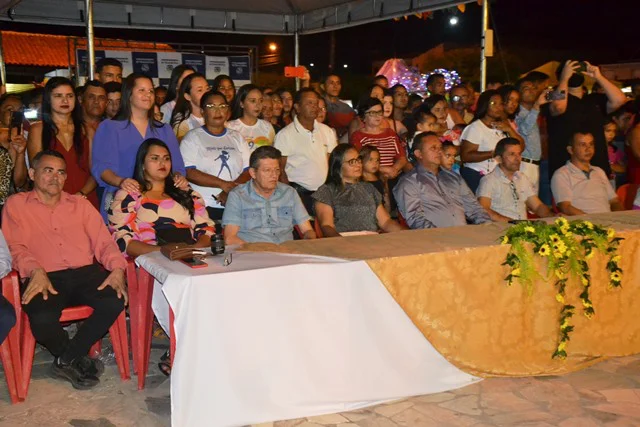 Autoridades prestigiaram apresentações
