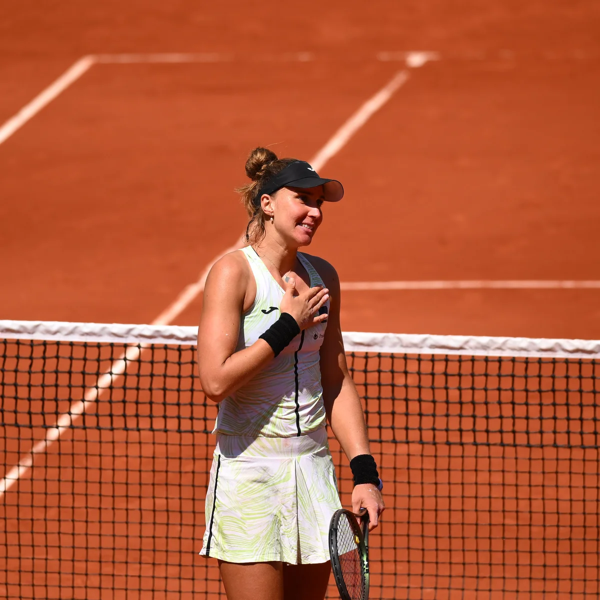 Bia Haddad faz história em 4h e vai às quartas em Roland Garros, tênis