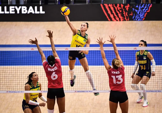 Brasil perdeu para o Canadá por 3 sets a 2