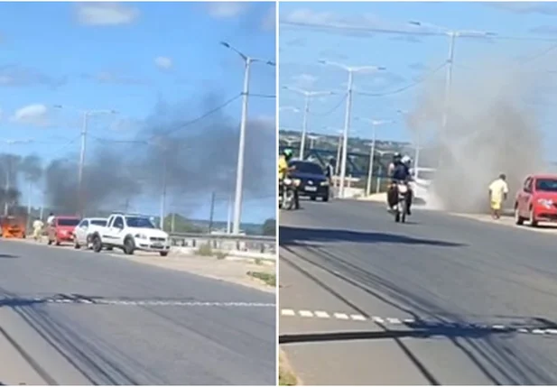 Carro pegou fogo na BR 316 na zona sul de Teresina