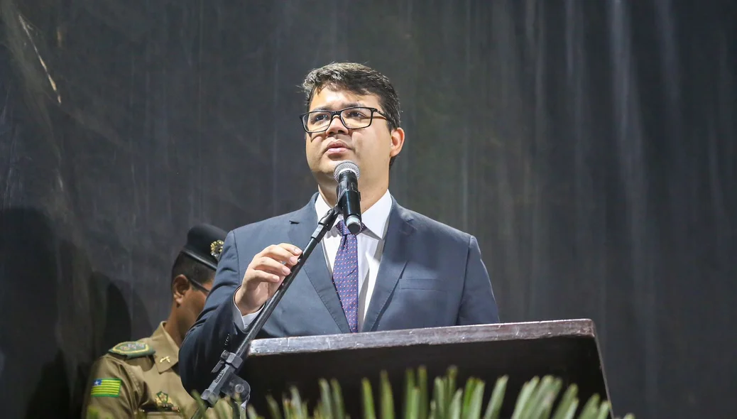 Chico Lucas na formatura dos soldados da PM-PI