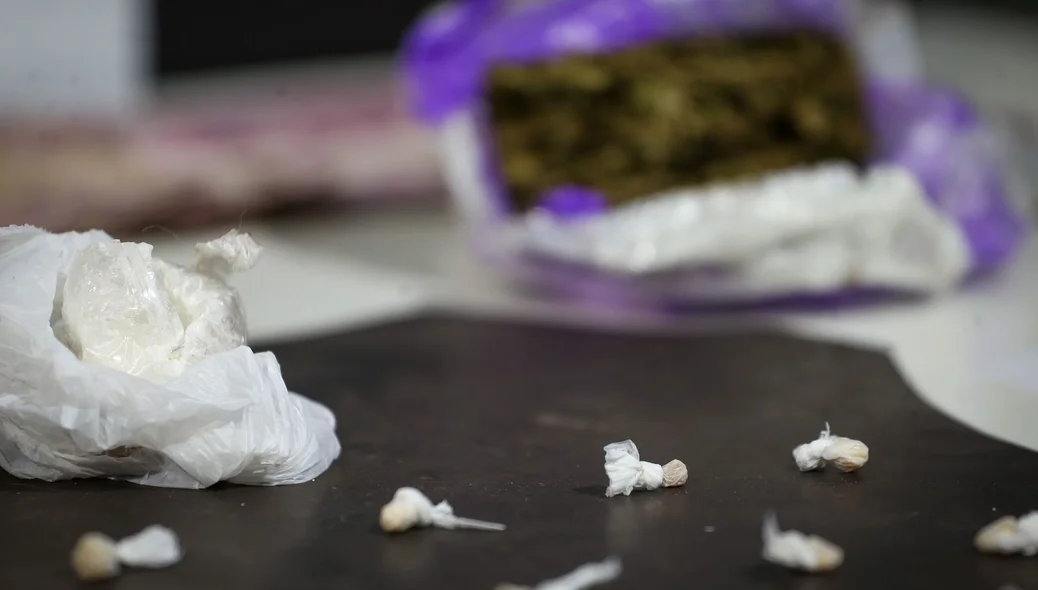 Cocaína e crack apreendidas pela DEPRE